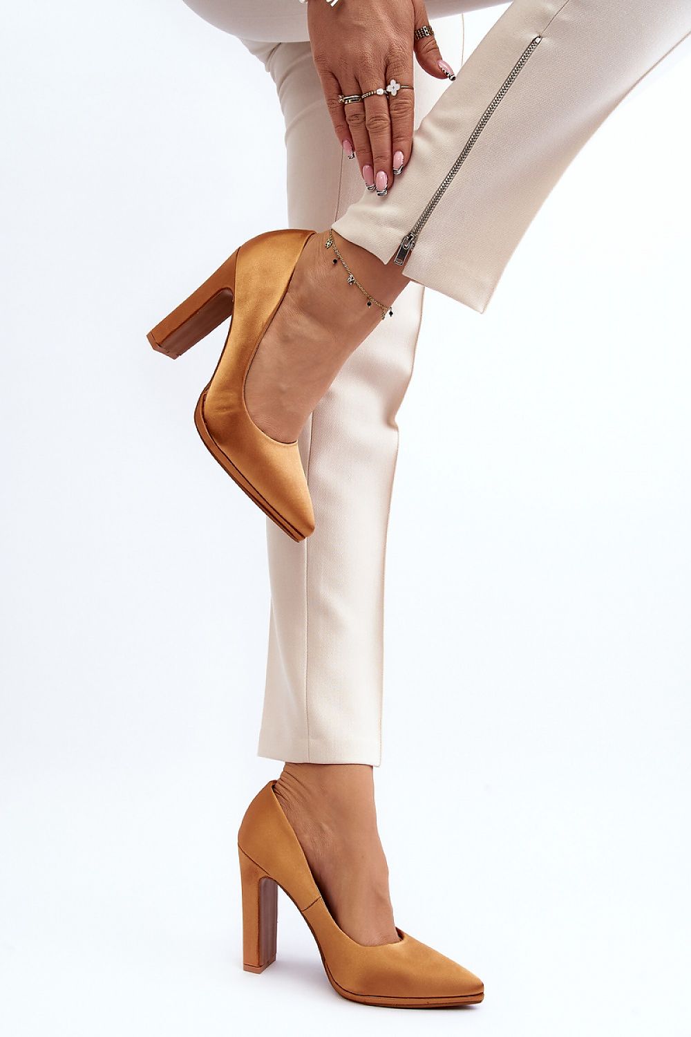 Escarpins talon large model 191026 Step in style