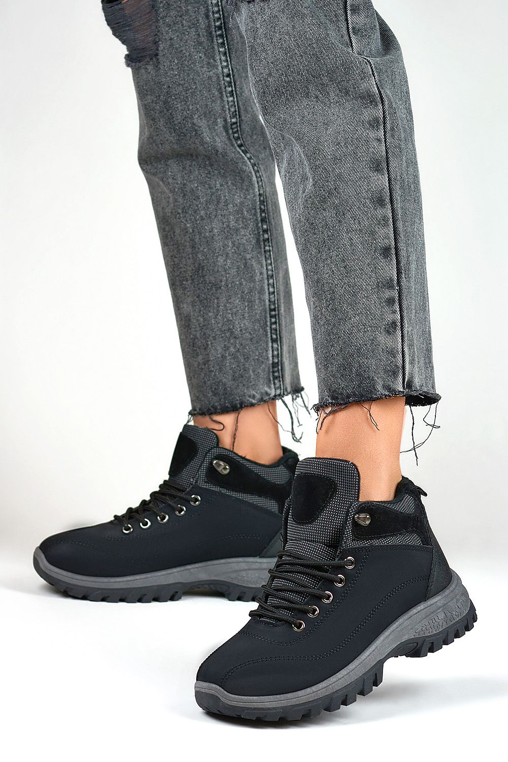 Chaussure de marche model 192003 PRIMO