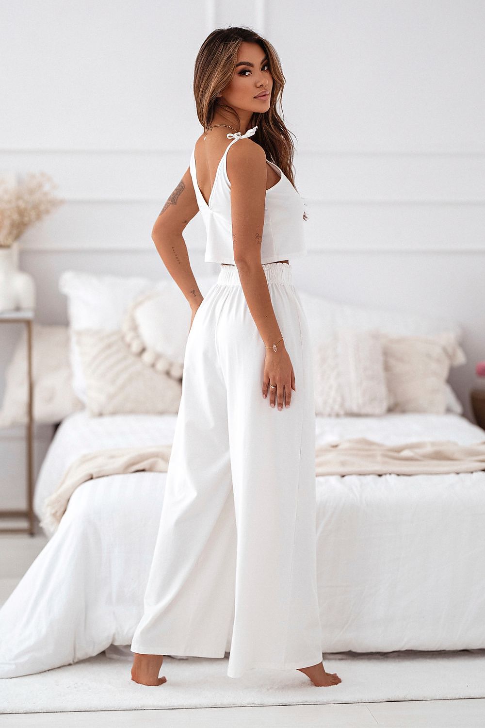 L`ensemble model 192326 IVON