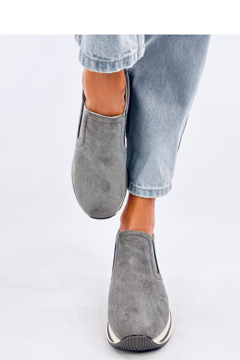 Chaussures basses à cothurnes model 194027 Inello