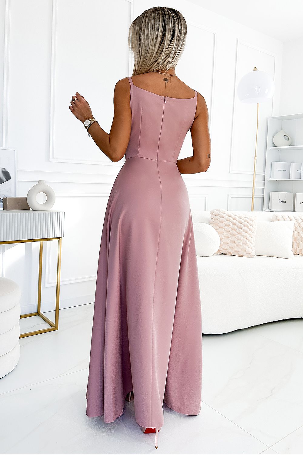 Robe longue model 196828 Numoco