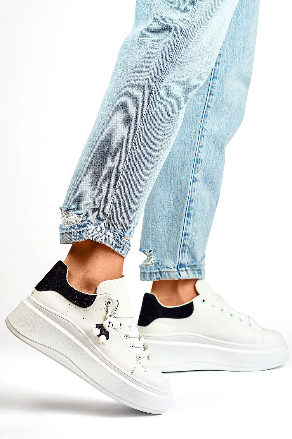 Chaussures de sport model 197518 PRIMO