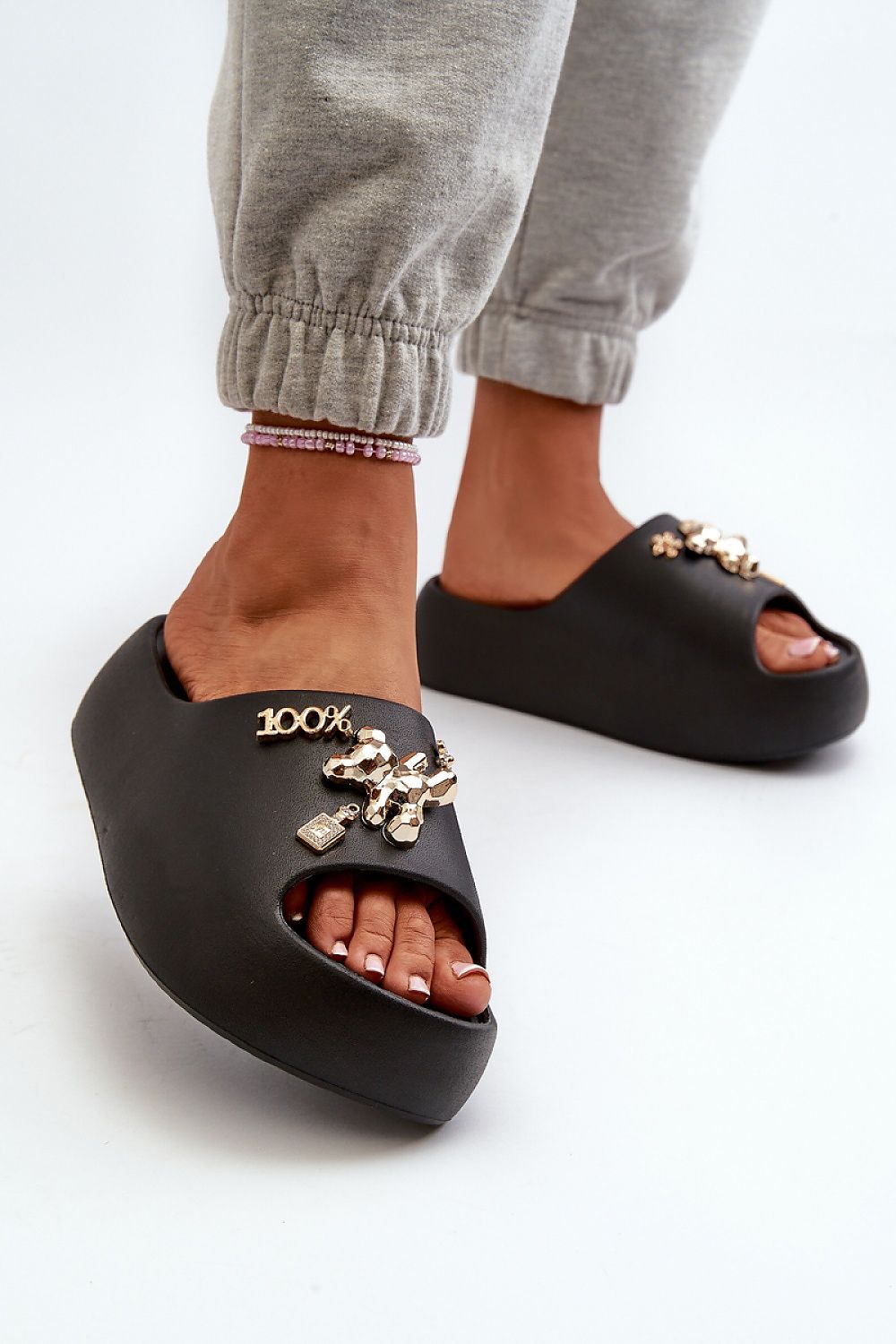 Clacquettes model 198424 Step in style