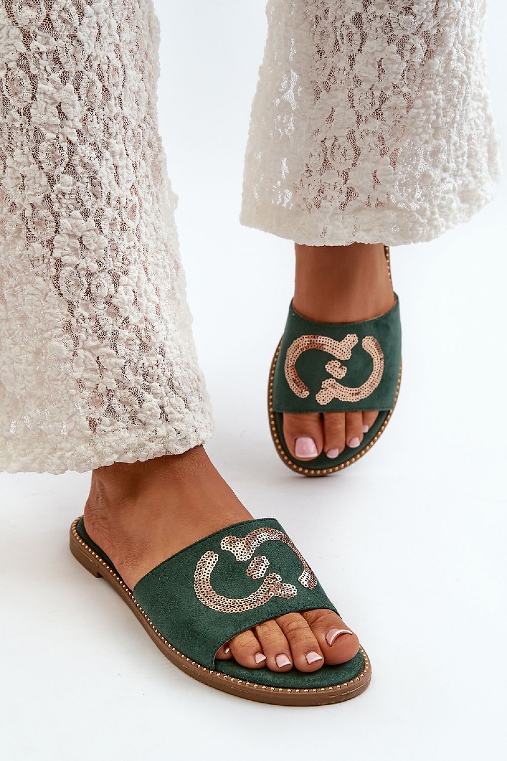 Clacquettes model 198623 Step in style