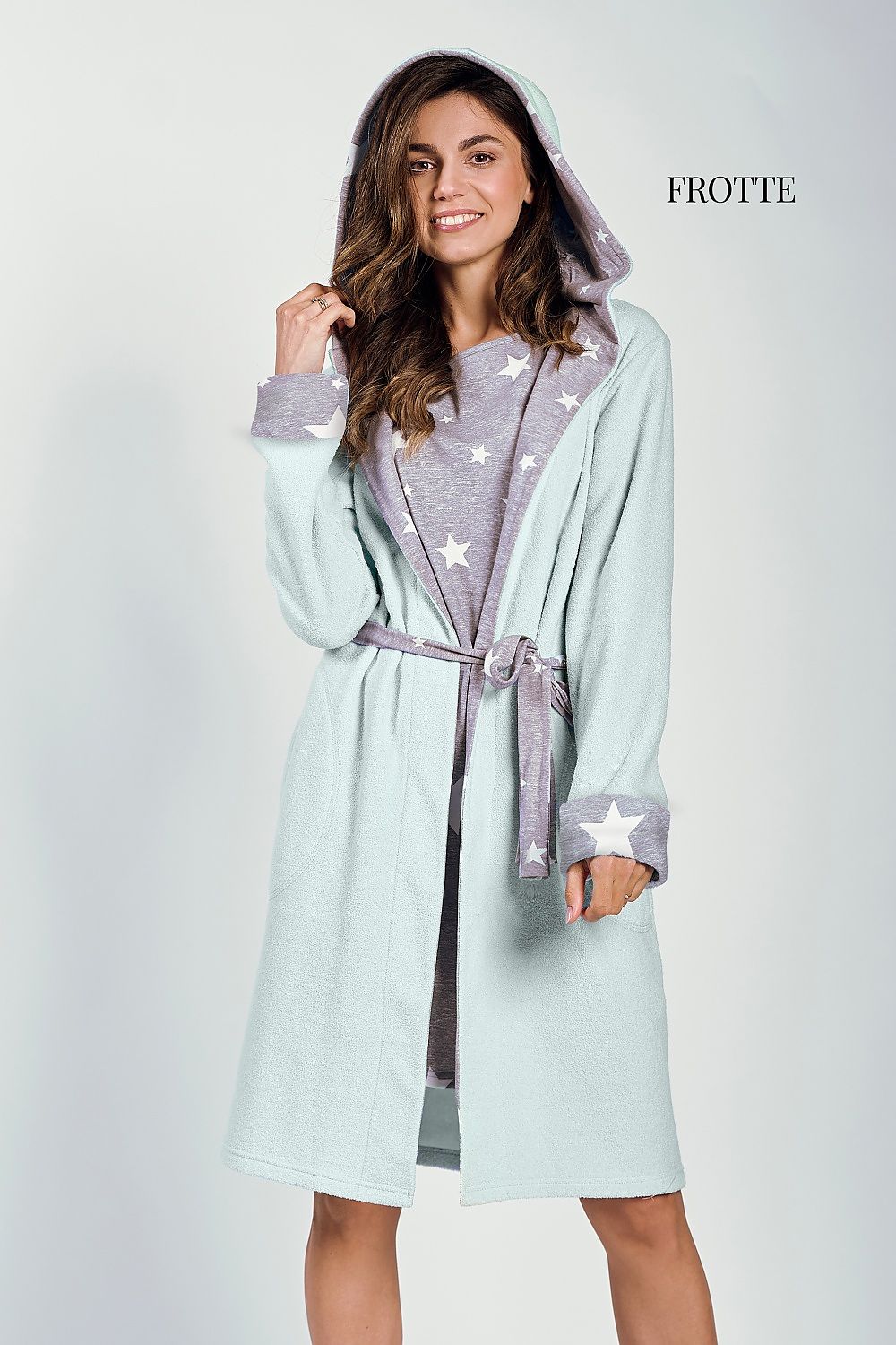 Peignoir model 199026 Taro