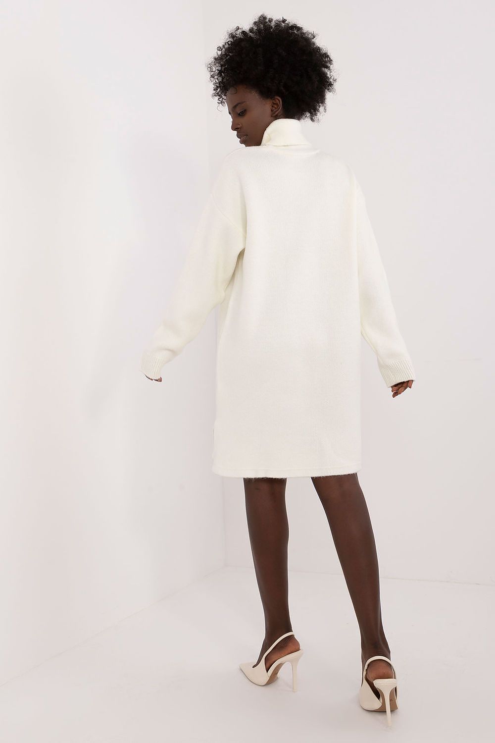 Robe de jour model 199610 Badu