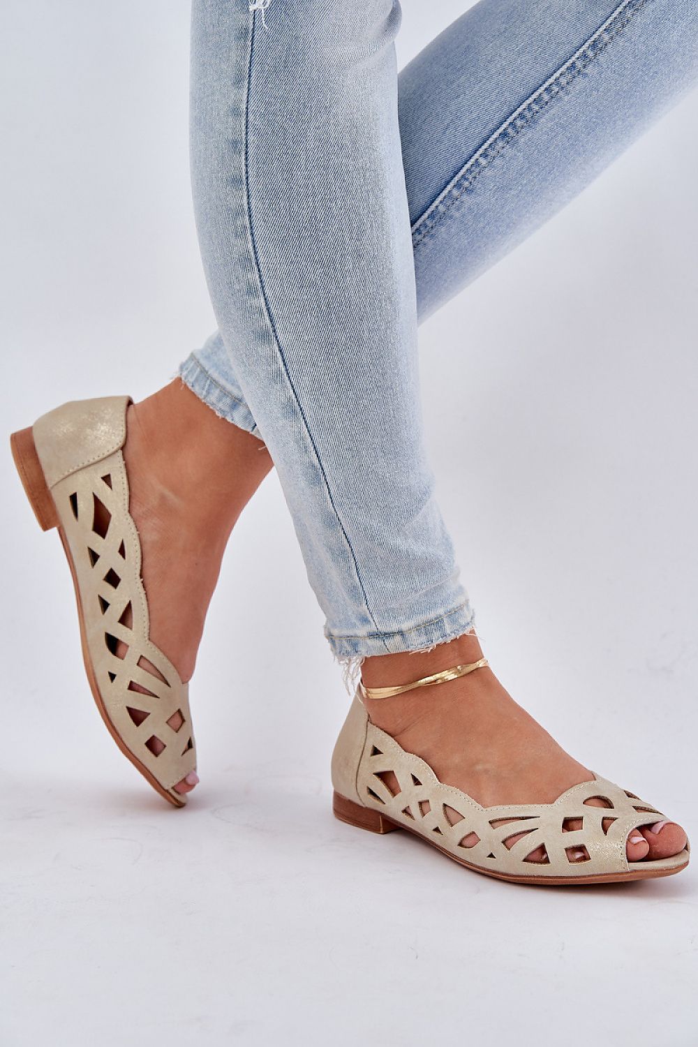 Ballerine model 208802 Step in style
