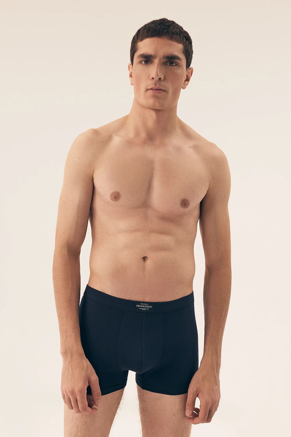 L`ensemble model 209613 Henderson