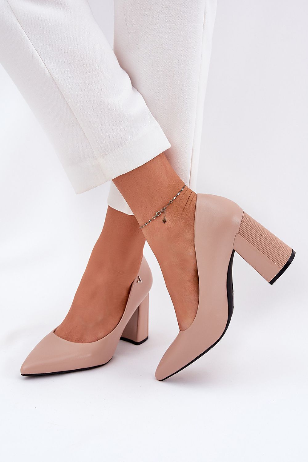 Escarpins talon large model 209781 Step in style