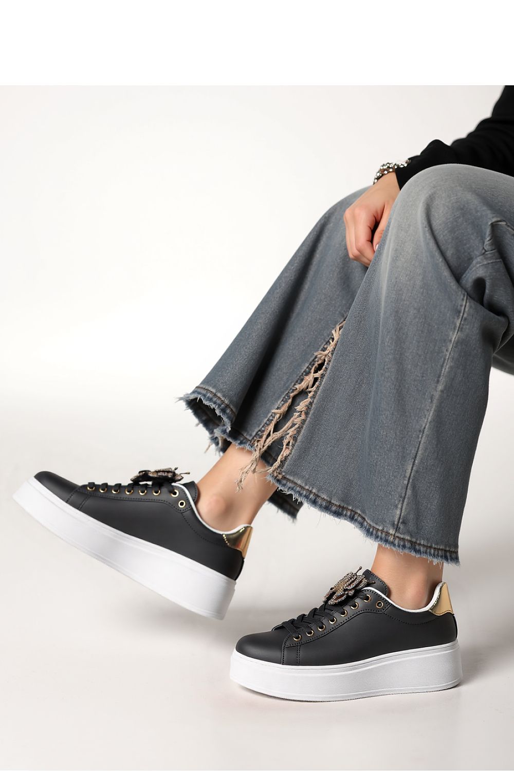 Chaussures de sport model 210222 Inello