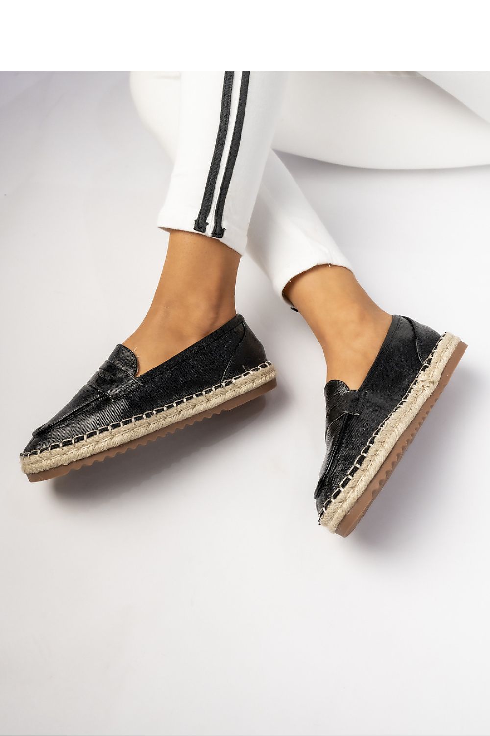 Moccasins model 210613 Inello