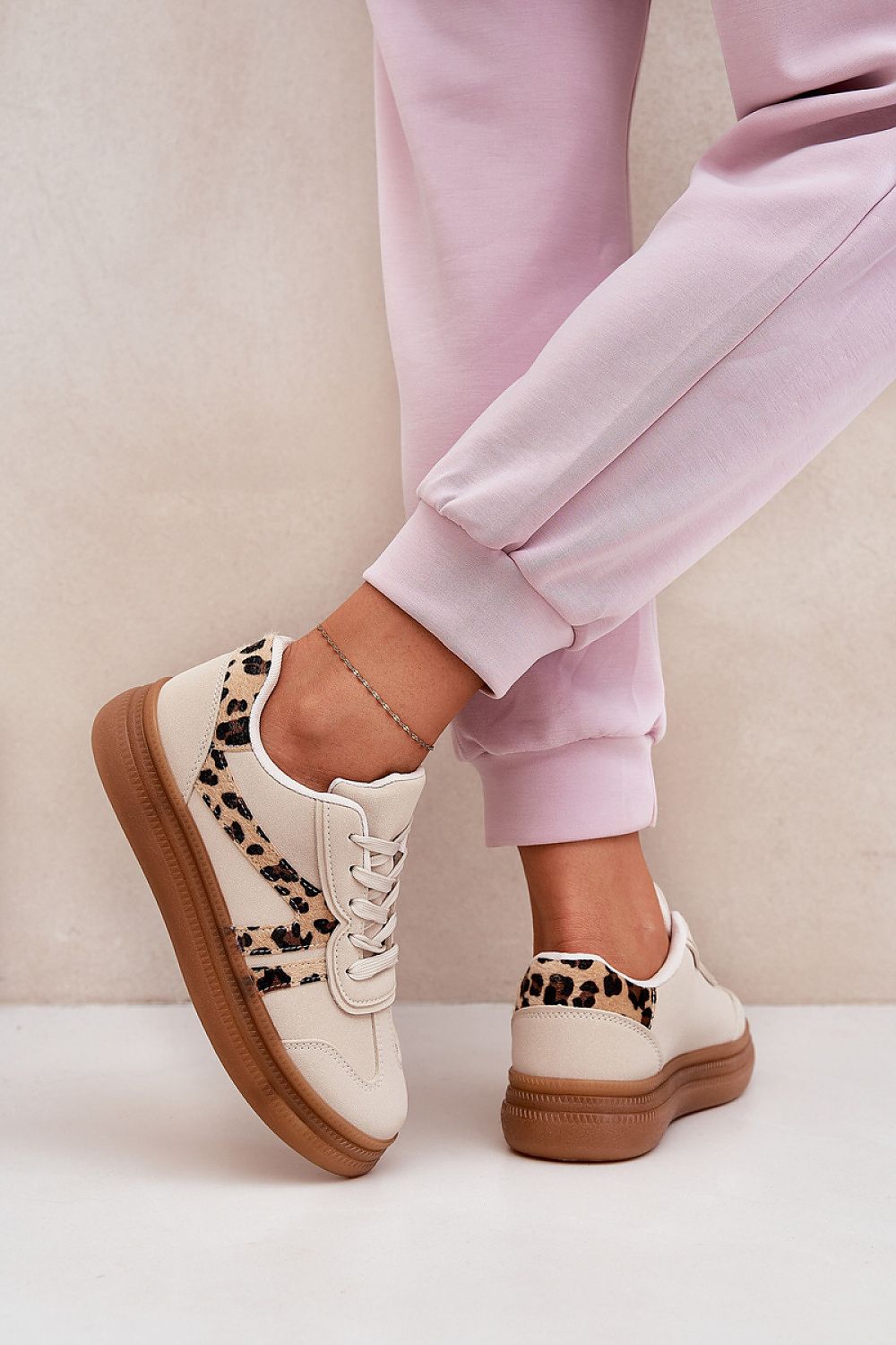 Chaussures de sport model 211005 Step in style
