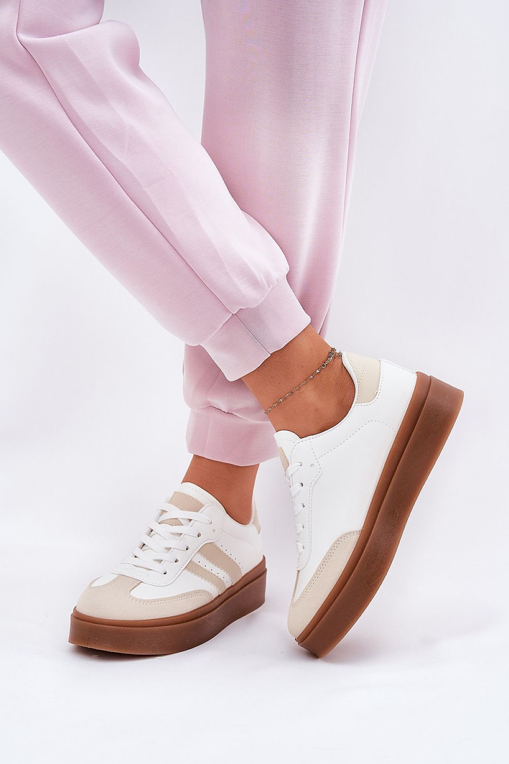 Chaussures de sport model 211008 Step in style
