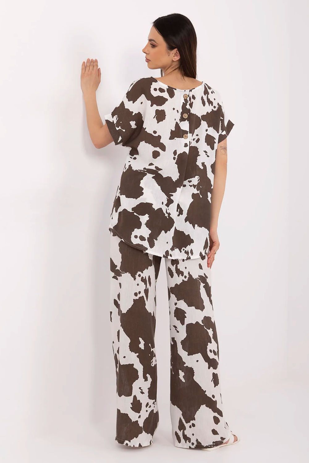 L`ensemble model 212520 Italy Moda
