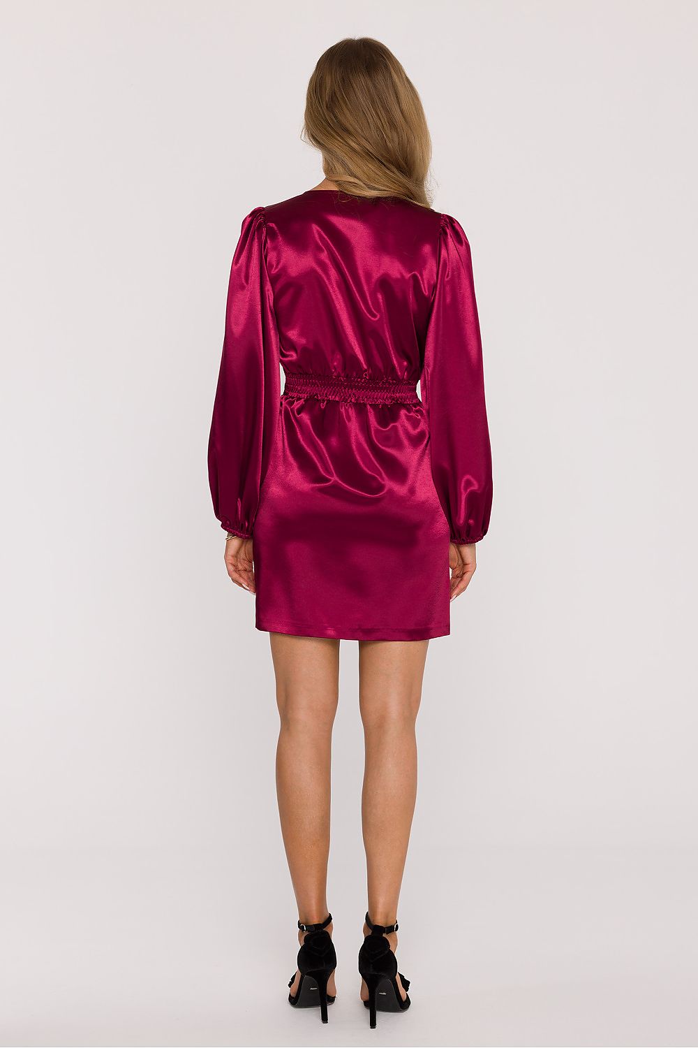 Robe courte model 220003 Moe