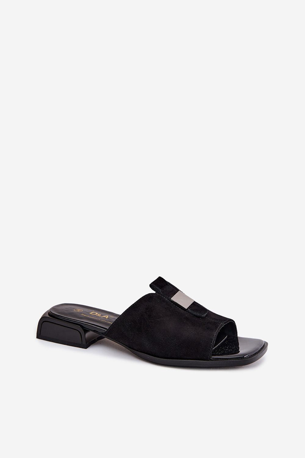Clacquettes model 228382 Step in style