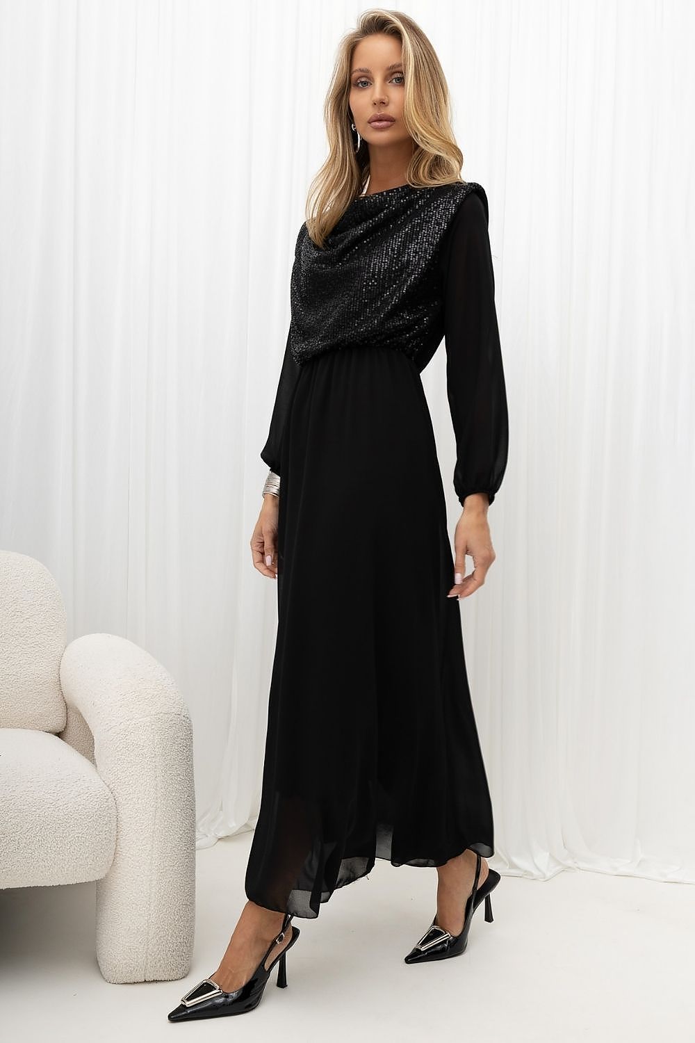 Robe de soirée model 232420 Rue Paris