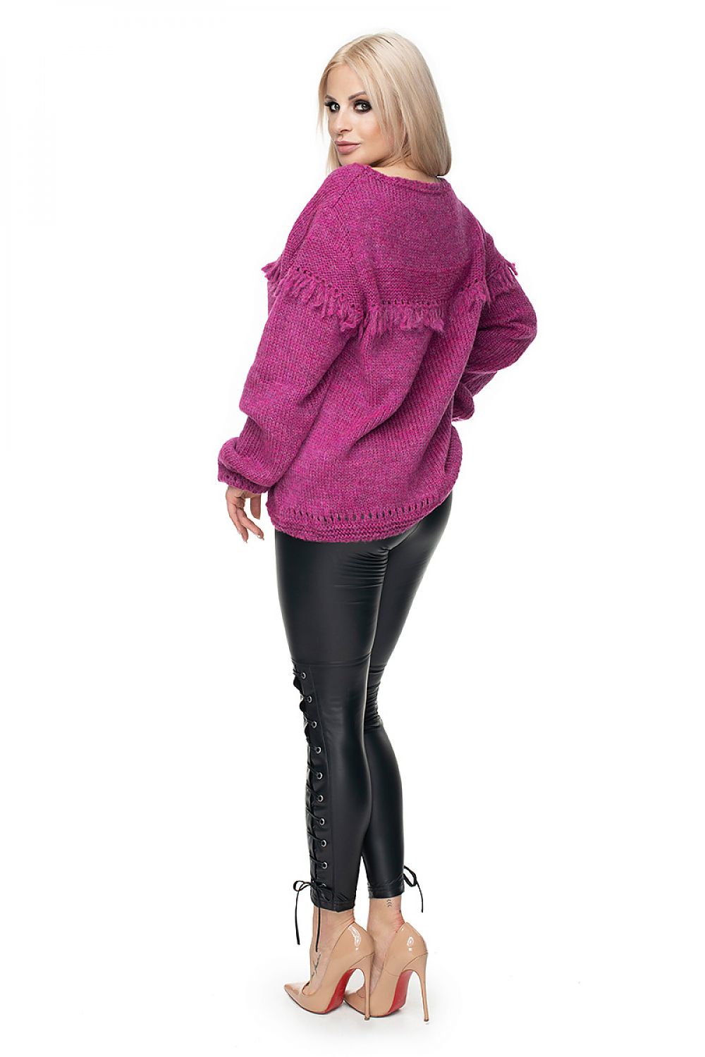Chandail model 131603 PeeKaBoo