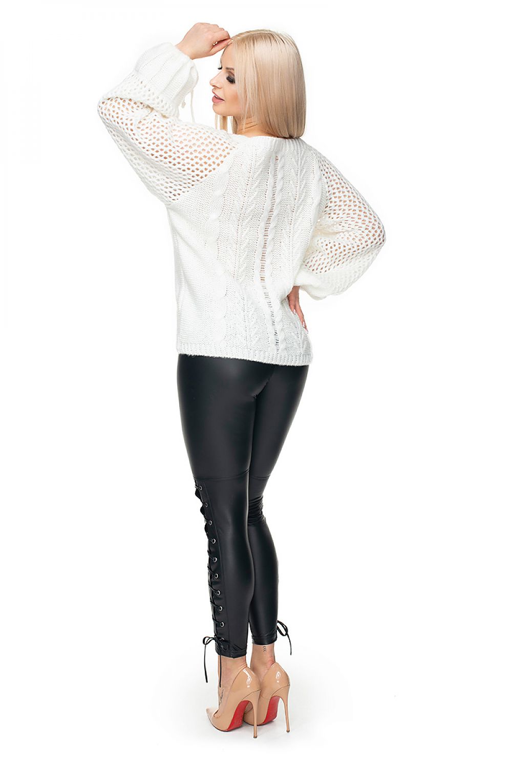 Chandail model 131619 PeeKaBoo