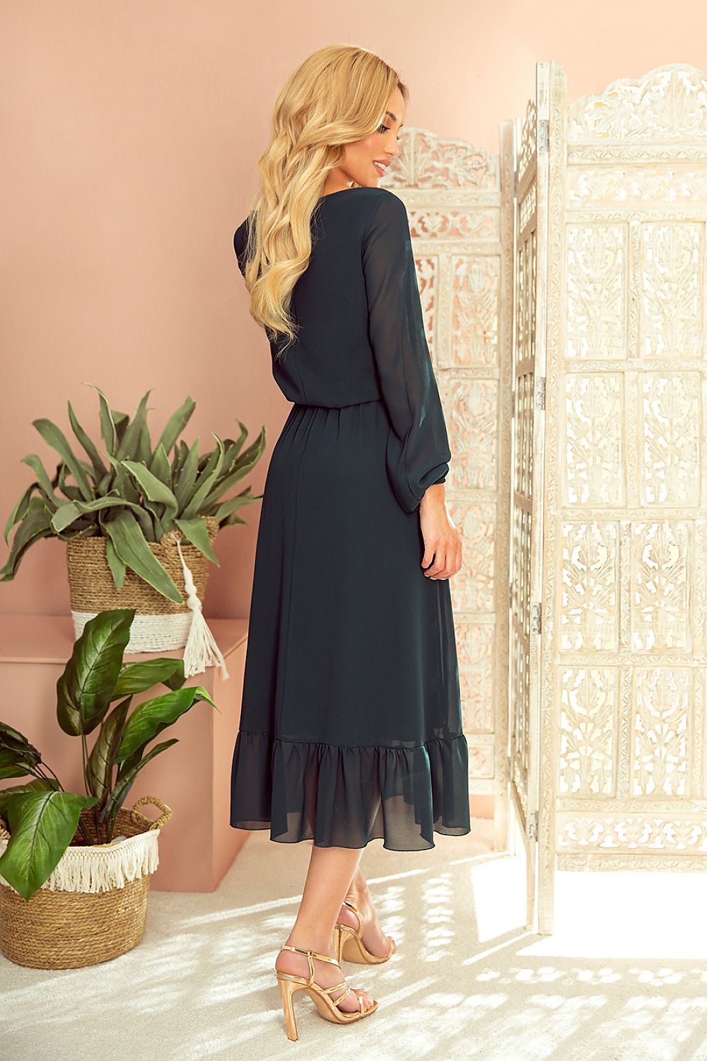 Robe de cocktail model 146407 Numoco