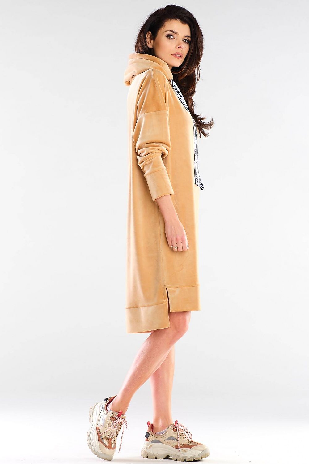 Robe de jour model 154801 awama