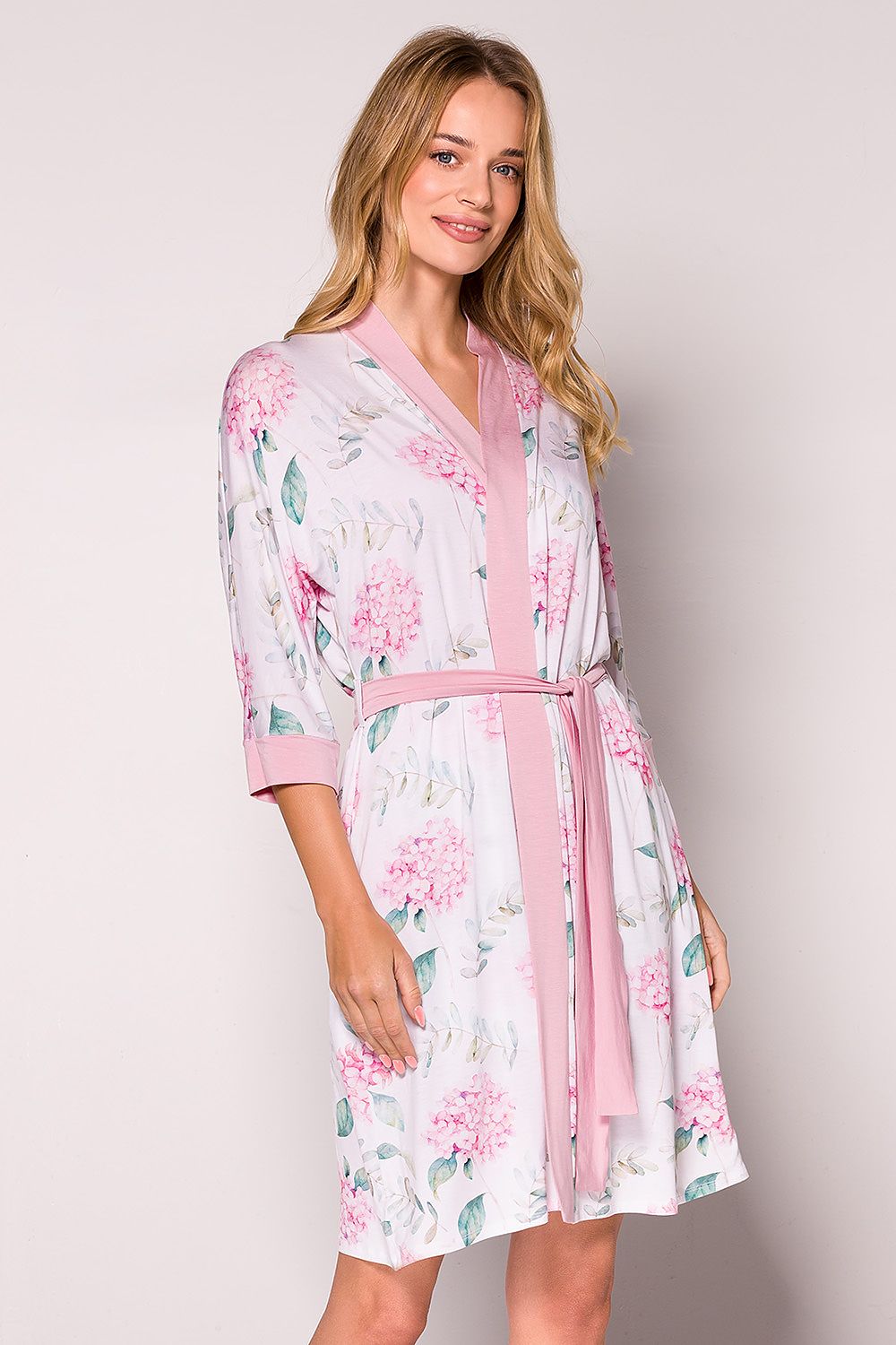 Peignoir model 163206 Babella