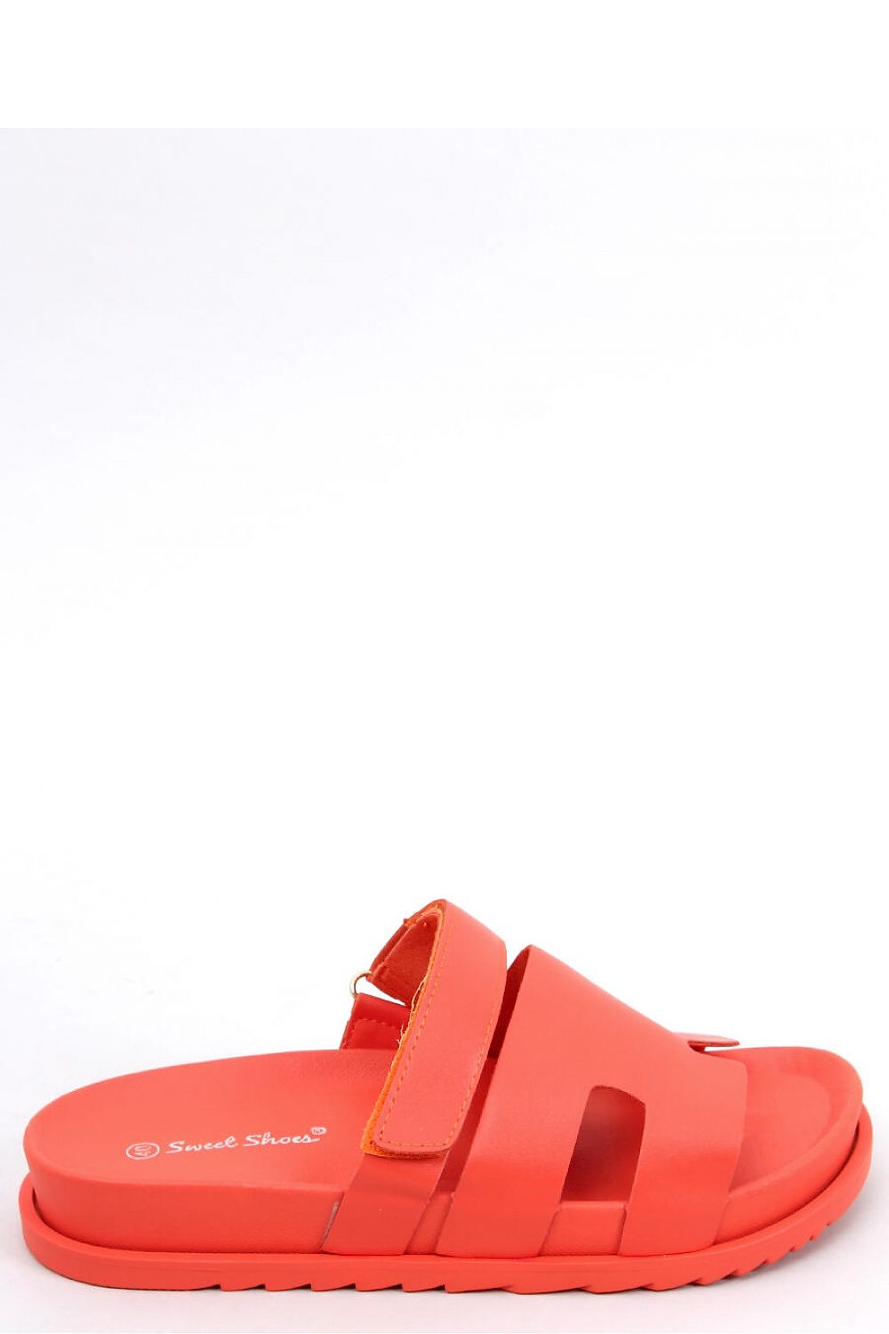 Clacquettes model 167266 Inello