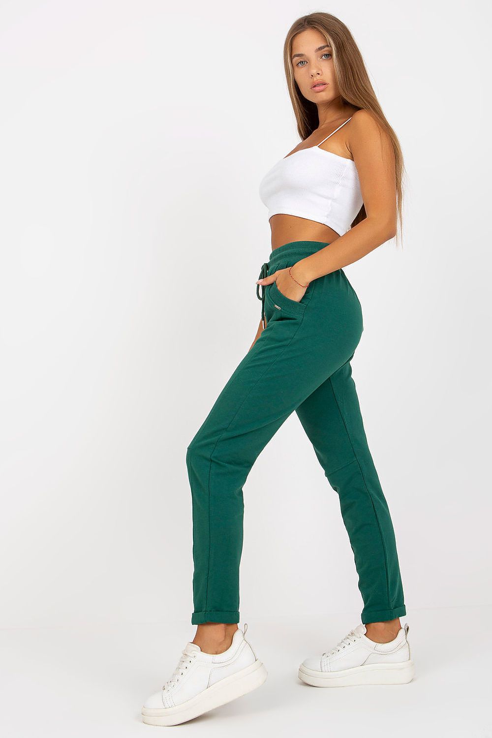 Pantalon survêtement model 169082 Relevance