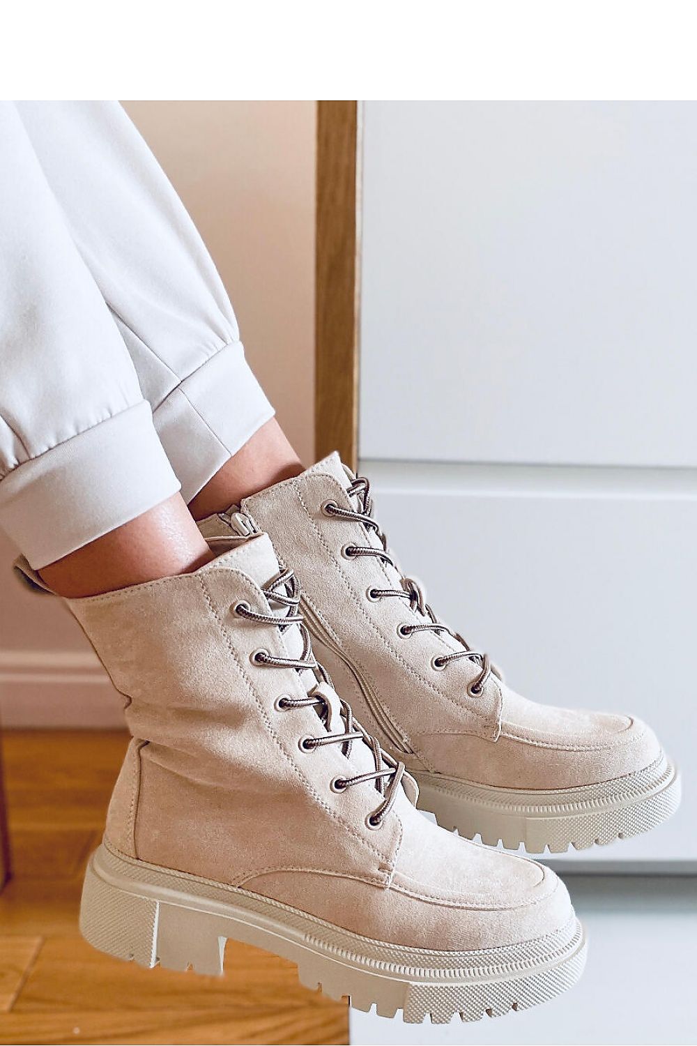 Bottes model 170287 Inello