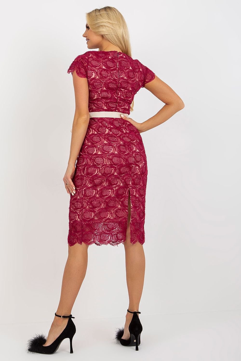 Robe de soirée model 174983 Lakerta
