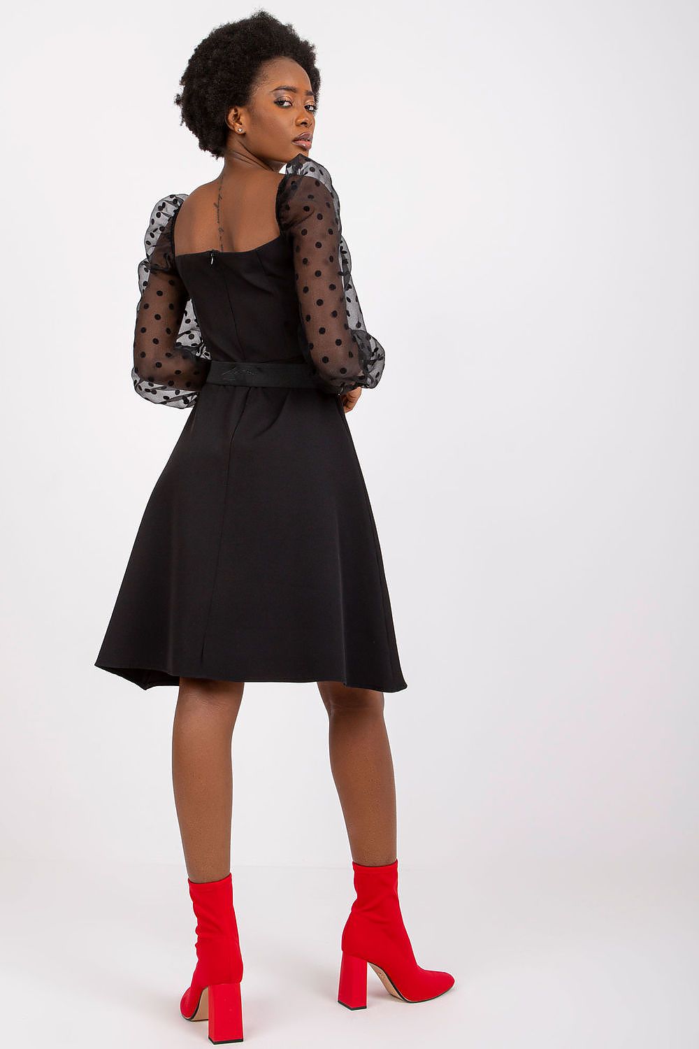 Robe de soirée model 174996 Lakerta