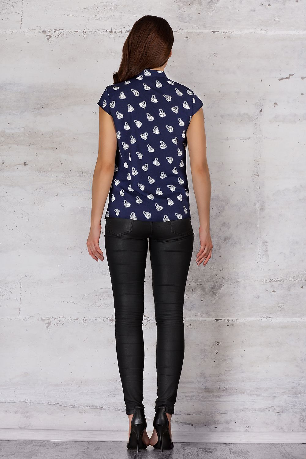 Chemise model 42730 Infinite You