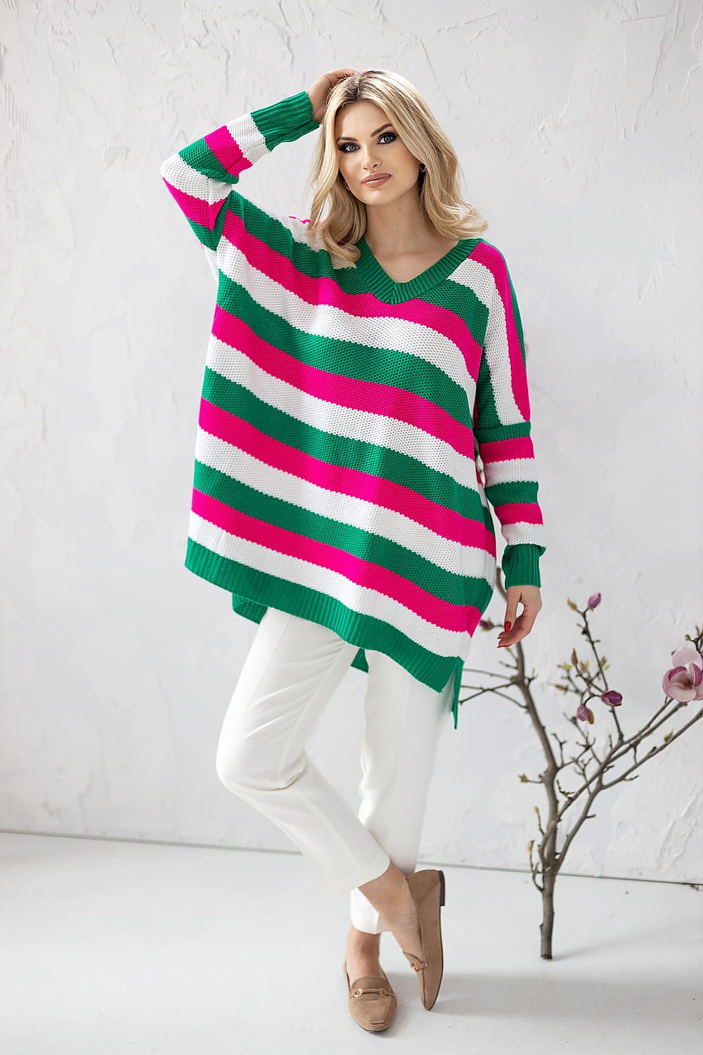 Chandail model 178646 PeeKaBoo
