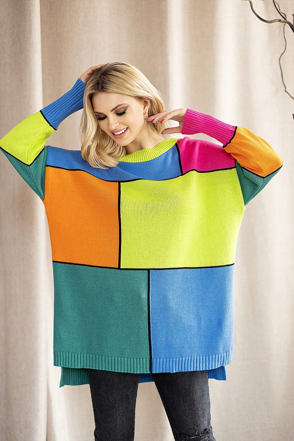 Chandail model 178653 PeeKaBoo