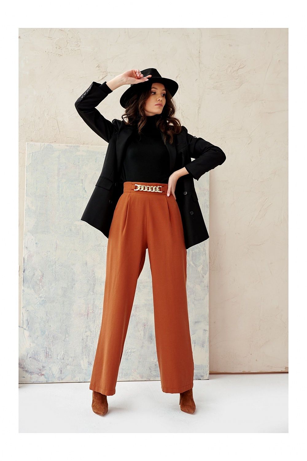 Pantalon femme model 182630 Roco Fashion