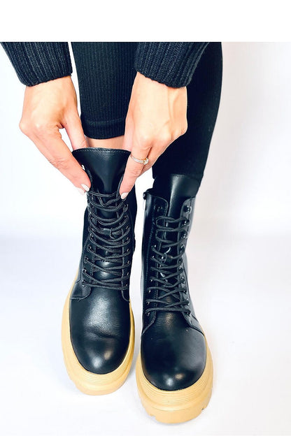 Bottes model 189558 Inello