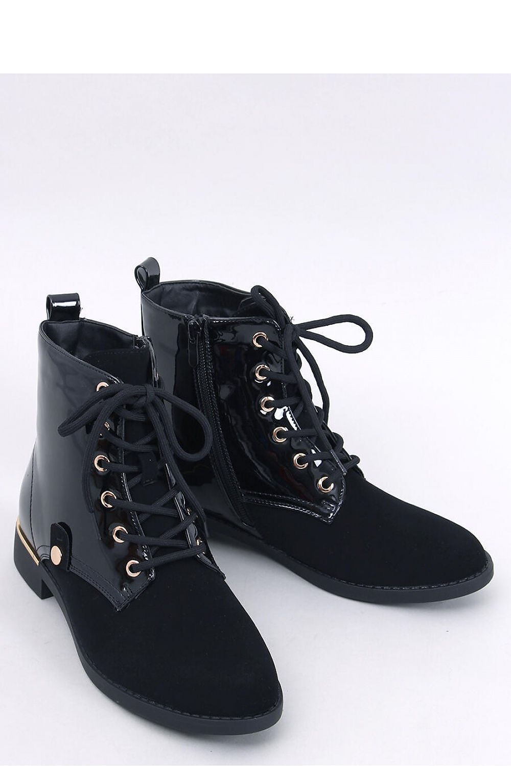 Bottes model 189777 Inello