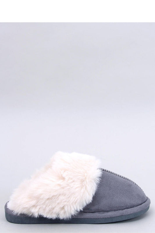Pantoufles model 190382 Inello