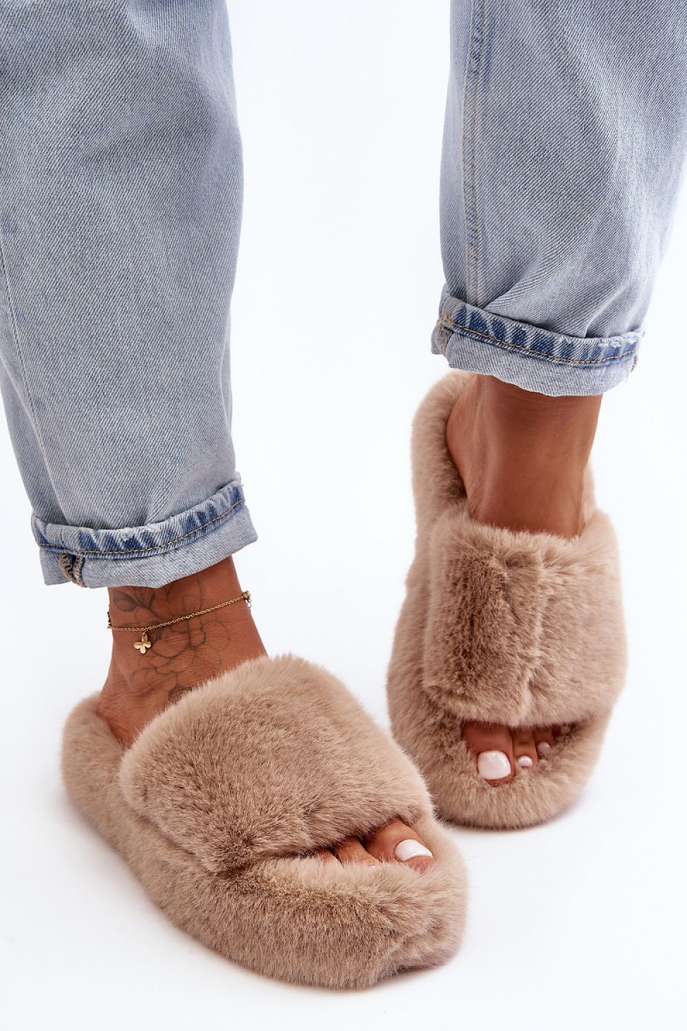 Pantoufles model 190672 Step in style