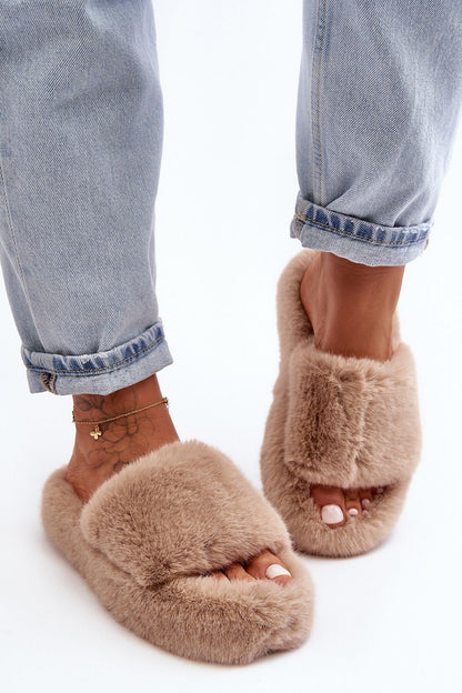 Pantoufles model 190672 Step in style