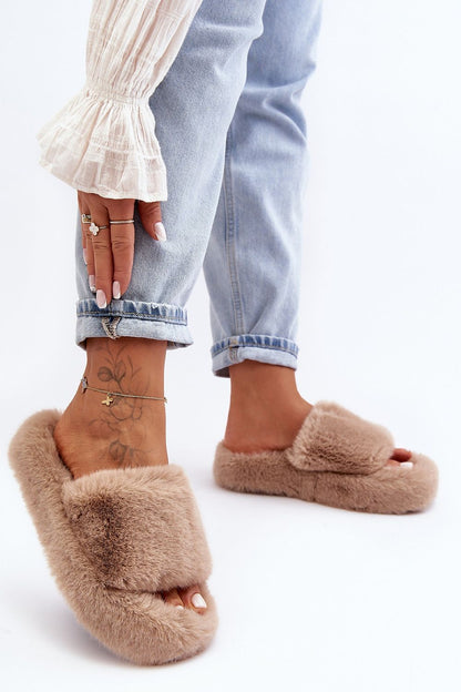 Pantoufles model 190672 Step in style