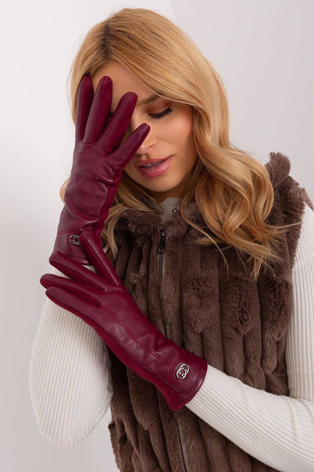 Gants model 190847 AT