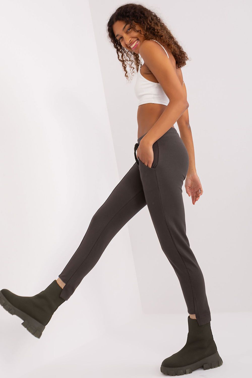 Pantalon survêtement model 191232 Relevance