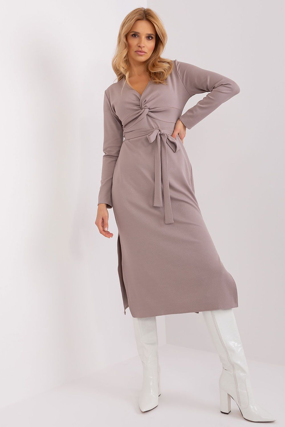 Robe de jour model 191561 Lakerta