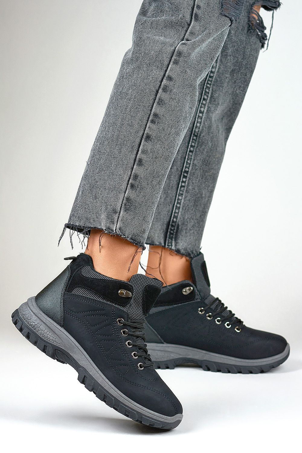 Chaussure de marche model 192003 PRIMO