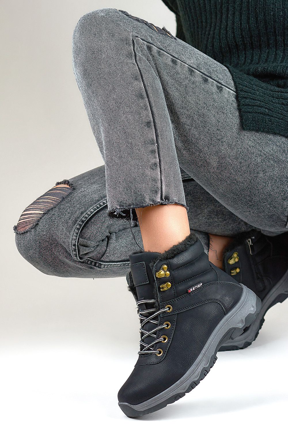 Chaussure de marche model 192005 PRIMO