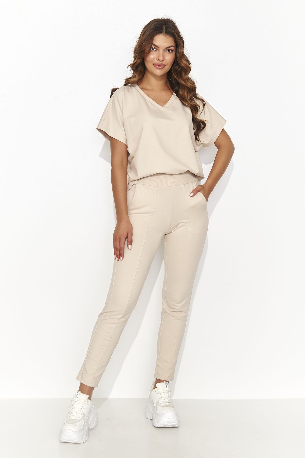 L`ensemble model 192143 Numinou