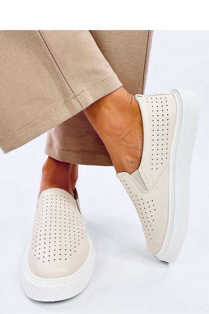 Slip-on model 192606 Inello