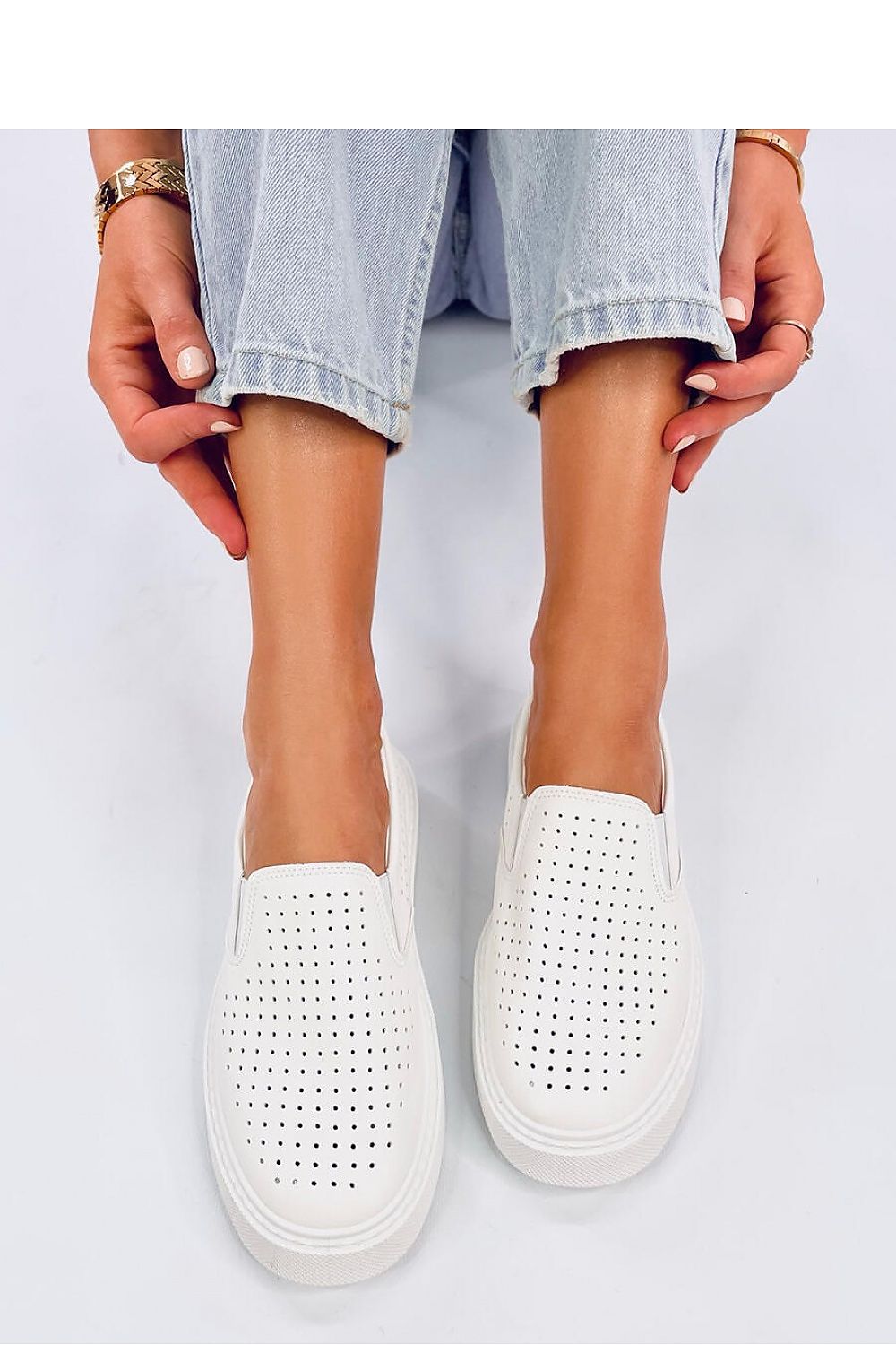 Slip-on model 192607 Inello