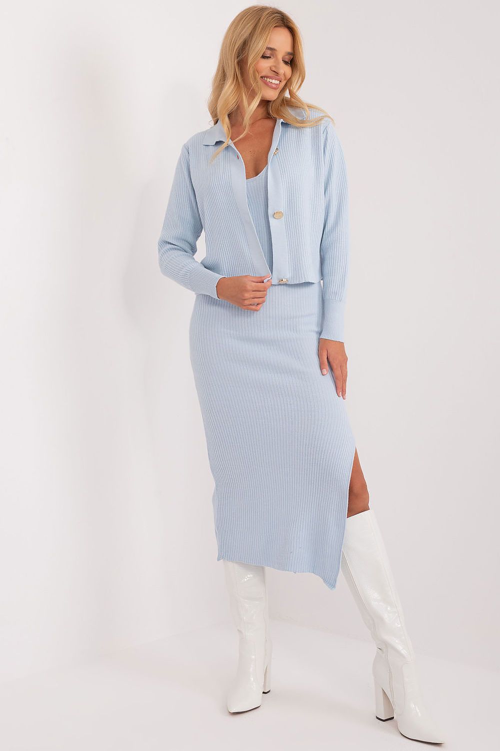 L`ensemble model 192688 Badu